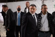 Зини признал, что сам решил не давать охрану Айзенкоту