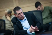 Аббас и Сегалович почти договорились о союзе