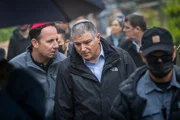 По рекомендации полиции усилена охрана председателя ЦИК, но не Яира Голана