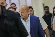 Беннет обвинил Нетаньяху в кровавом навете и пообещал ввести чрезвычайное положение во внешней политике
