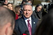 Намеки из Кремля и атаки дронов: визит Уиткоффа и Кушнера в Украину под вопросом