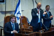 Милей усиливает санкции против нефтяных компаний на Фолклендах: в центре конфликта оказались израильтяне