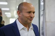 Беннет сходил в ресторан в Бней-Браке, есть пострадавшие