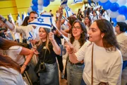 Партия «Демократы» обещает изменить подход к репатриации