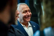 Перед встречей оппозиции Айзенкот публично обещает не брать РААМ в коалицию