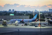 Десятки пилотов из Омана летали в Израиль на рейсах FlyDubai. Виновата ли только авиакомпания?