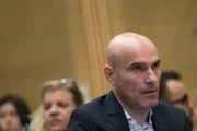 Эфи Наве отсудил компенсацию у «Галей ЦАХАЛ» за «нарушение тайны частной жизни»