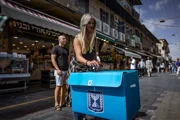 Правительство продлило «особое положение в тылу» на день выборов