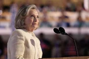 Хиллари Клинтон предположила, что у Путина есть компромат на Трампа