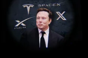 Маск признал, что SpaceX намеренно ограничила Starlink для украинской армии