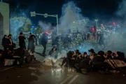 Столкновения с ультраортодоксами на 4 шоссе: ранены трое полицейских и четверо демонстрантов