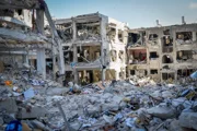 «The Telegraph»: Ирану удалось поразить несколько израильских военных объектов