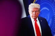 Пропавший Трамп вернулся и пообещал трехстороннюю встречу с Путиным и Зеленским