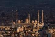 От йеменского правительства осталось четыре министра, хуситы уже назначили нового премьера