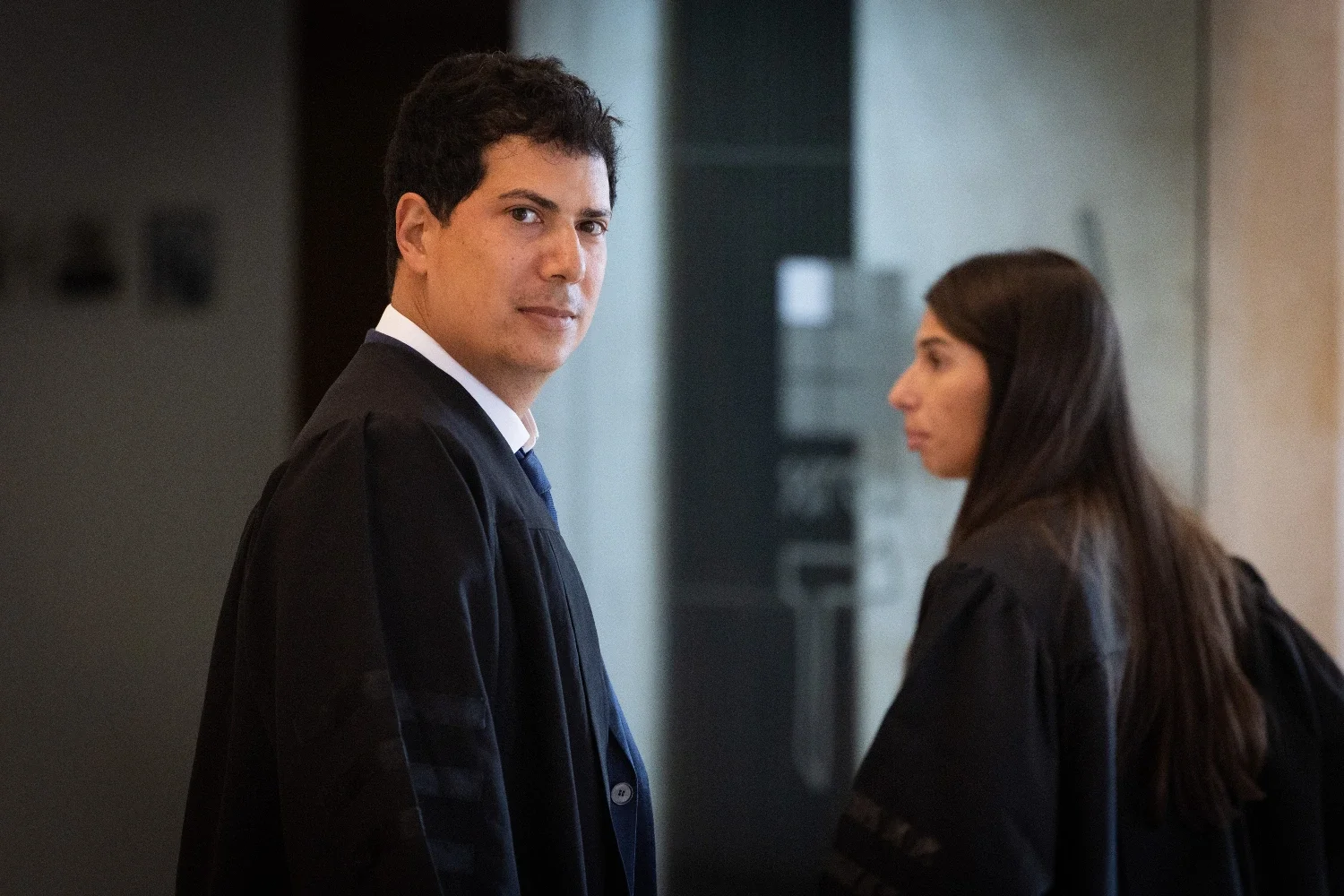 Адвокаты Нетанияху «не выдерживают нагрузки» и грозят уволиться  адвокат Амит Хадад