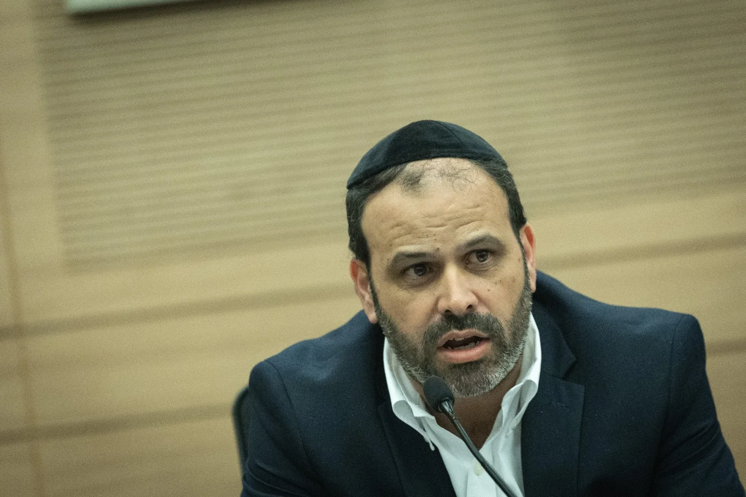 Полезный совет от депутата Азулая: куда обращаться в нештатной ситуации на дороге  депутат Инон Азулай