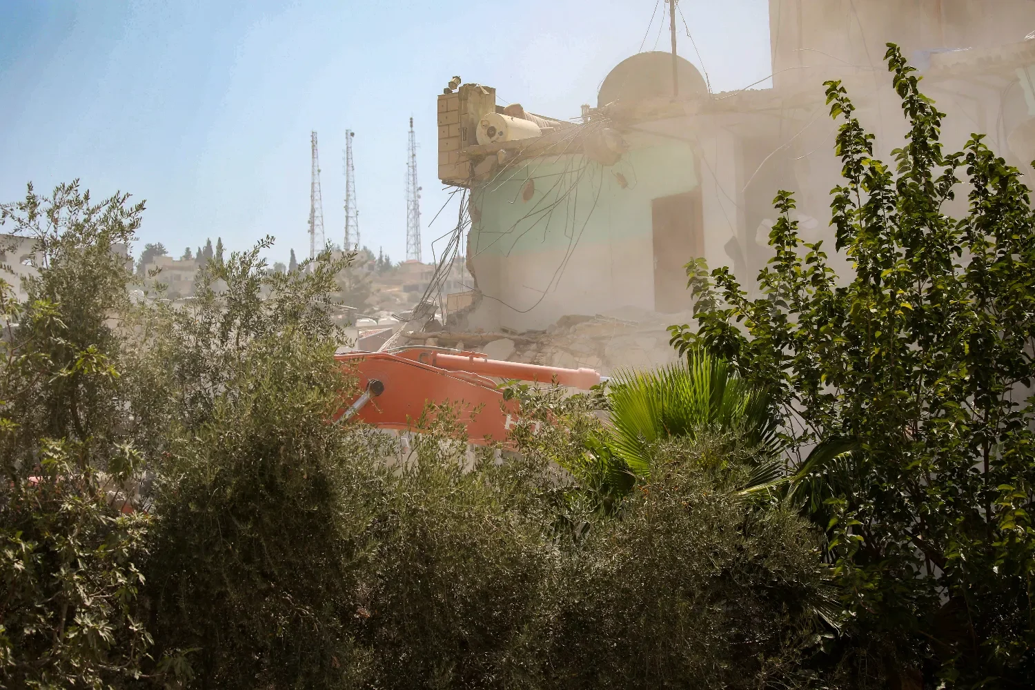 Израильские ВВС атаковали цели в районе Дженина  Израильские ВВС атаковали цели в районе Дженина
