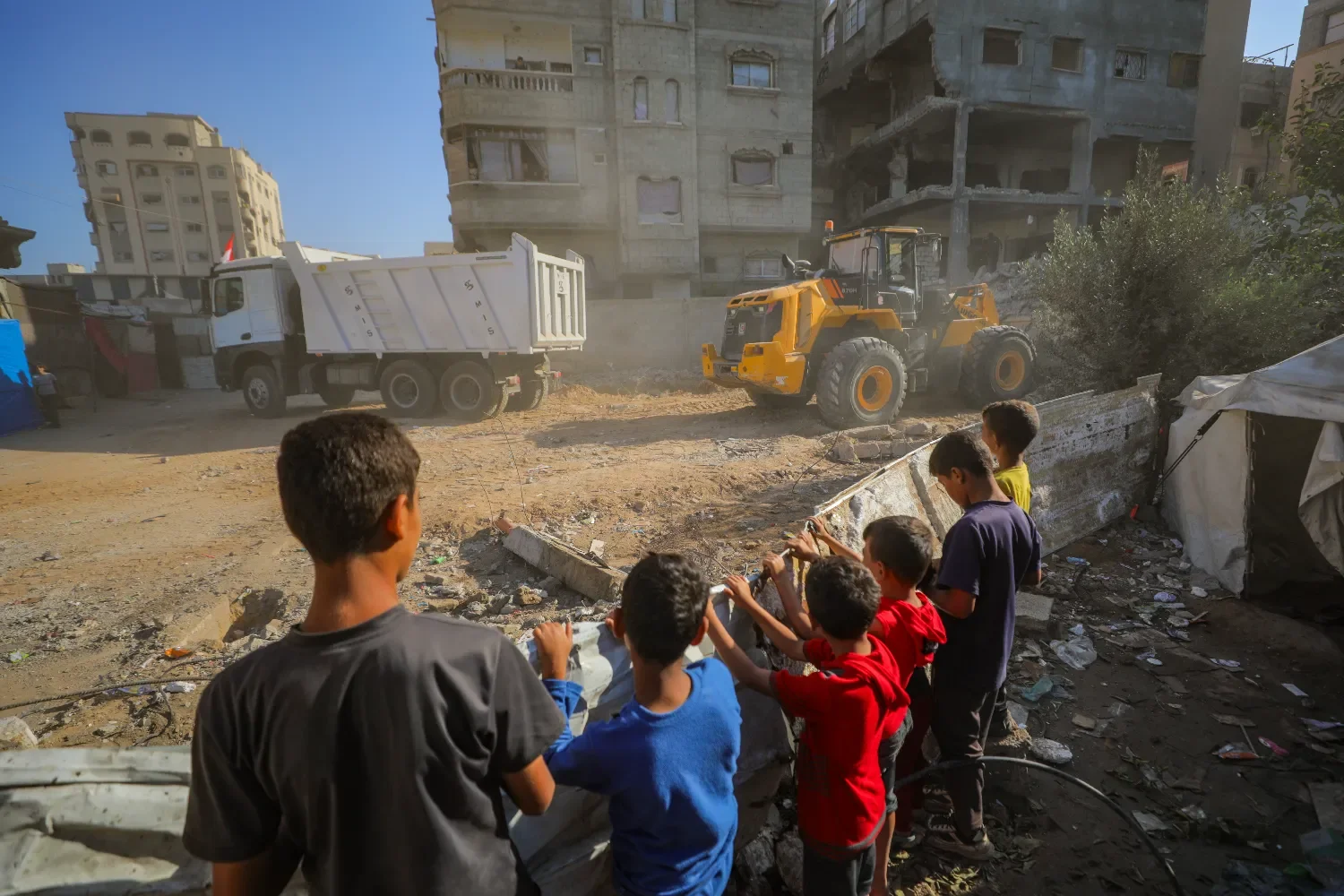 Красный Крест публично осудил ХАМАС за инсценировку передачи останков заложника  Сектор Газа