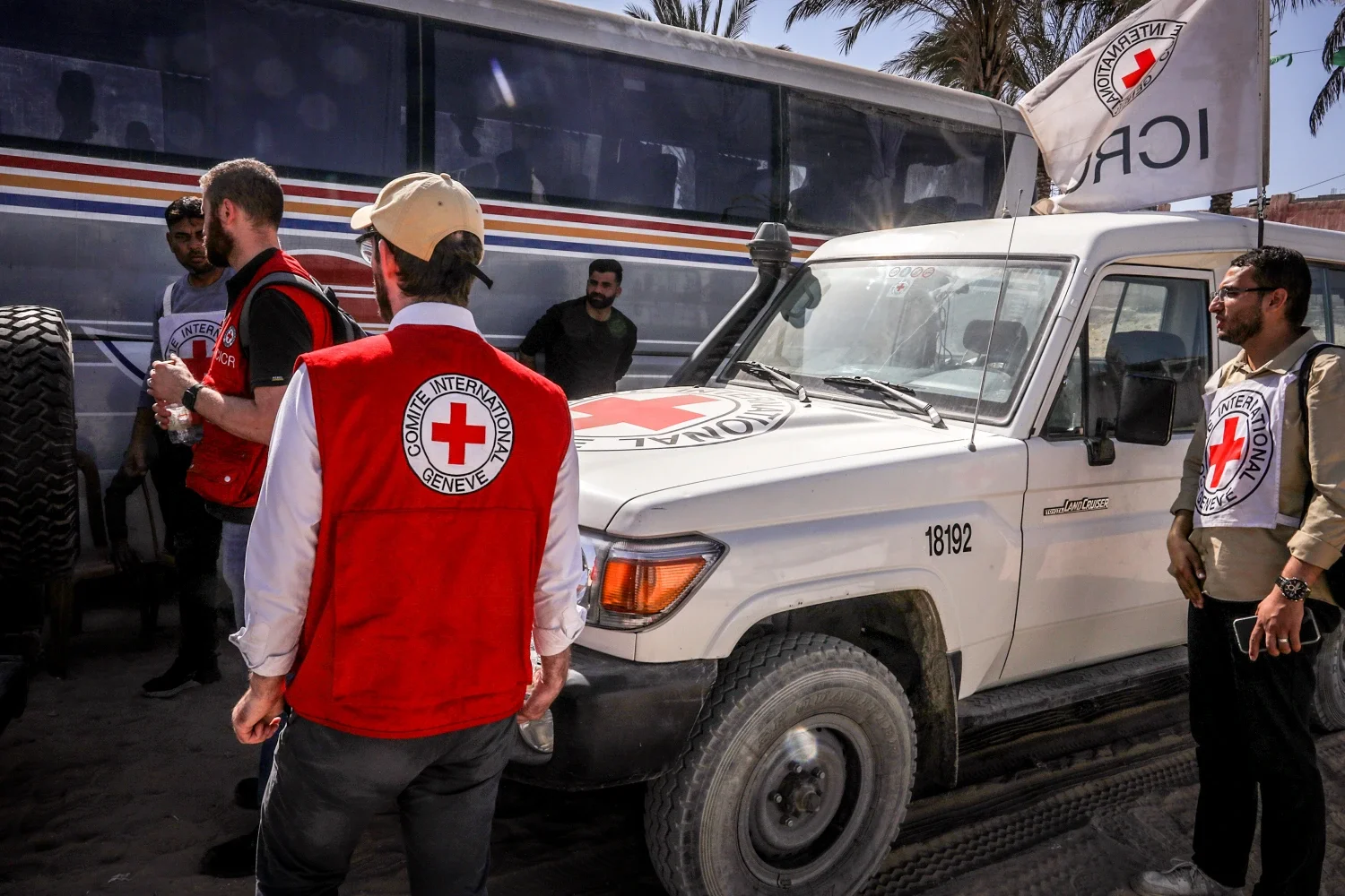 В Израиле ожидают скорого возвращения тел Амирама Купера и Саара Баруха  В Израиле ожидают скорого возвращения тел Амирама Купера и Саара Баруха