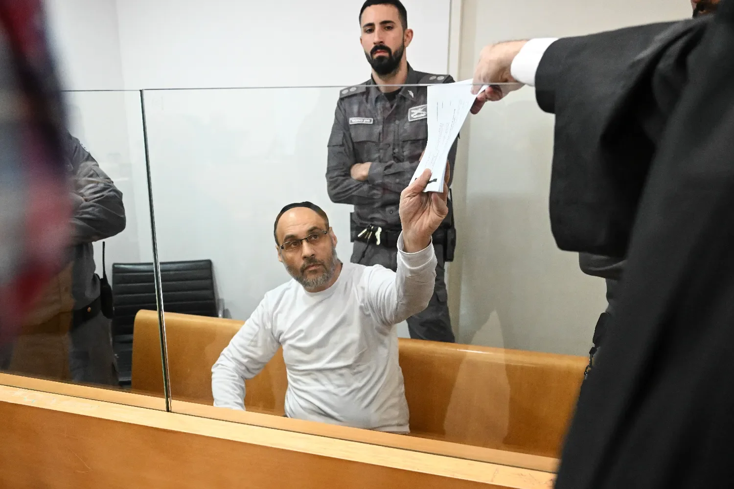 Патологический ревнивец и убийца жены из Хайфы в тюрьму не сядет  Патологический ревнивец и убийца жены из Хайфы в тюрьму не сядет