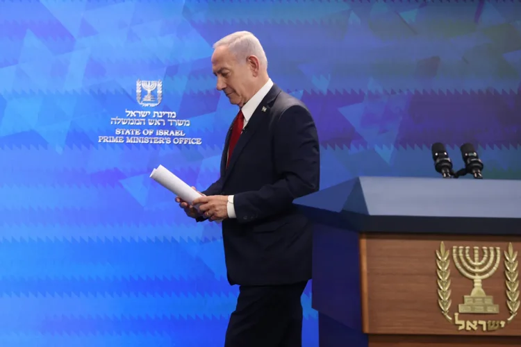 Нетаниягу ответит на вопросы журналистов - впервые за три месяца