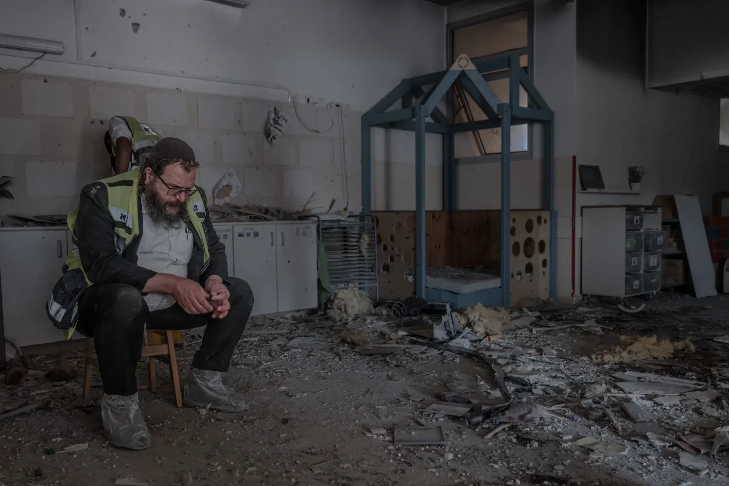  Amnesty International             