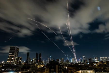 Восьмой вечер войны в Израиле: беспрерывный вой сирен и новая речь Нетанияху