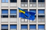 Послы ЕС согласовали кредит Украине на 90 млрд евро и 20-й пакет санкций против России