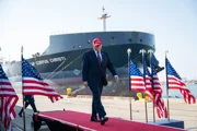 После сообщений о близости сделки Трамп снова угрожает бомбить Иран