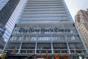 Еврейские организации вышли на протест перед The New York Times