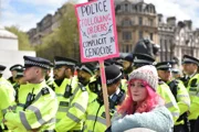 В Вене сотни пропалестинских демонстрантов протестуют против израильского участия в финале «Евровидения»