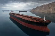 ВМС США по-тихому возобновили проводку судов через Ормузский пролив