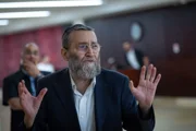 Гафни устроил скандал на заседании Финансовой комиссии и обвинил собравшихся в антисемитизме