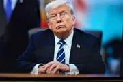 И еще раз: Трамп «отменил удары по Ирану» и пообещал скорую сделку.