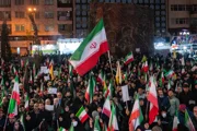 В Иране проходят протесты против соглашения с США: «Аракчи, постыдись»