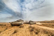 Ещё девять глав ешив-эсдер поддержали бойкот танковых войск из-за службы женщин