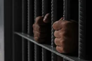 Забил гантелью и ножом: Моше Атиас приговорен к пожизненному сроку за убийство бывшей супруги