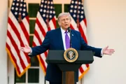 Большинство американцев по-прежнему не одобряют политику Трампа в отношении Ирана