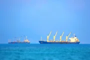 В США не видят признаков закрытия Ормузского пролива