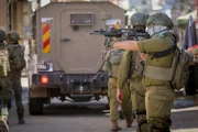 Две палестинки узнали своих сыновей на страшном фото солдата ЦАХАЛа