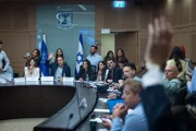 Почему коалиция торопится провести закон о «политической» следственной комиссии 7/10?