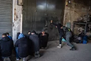 Борьба с нелегалами: задержан член местного совета Абу-Гош, в школе Бейт-Цафафа ликвидировано «общежитие»