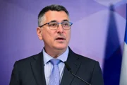 Шарен Хаскель ушла, в дорогу ее снабдили обвинениями