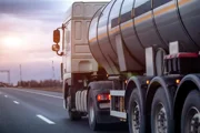 Угонщик устроил утечку газа из цистерны на шоссе 446