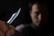 Житель Бат-Яма пырнул ножом беременную жену