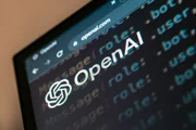 Две модели ИИ вышли из-под контроля и атаковали цифровую библиотеку