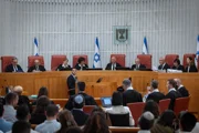БАГАЦ рассматривает петиции против закона об отмене арестов уклонистов