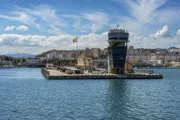 Нелегалы штурмуют испанские анклавы Сеута и Мелилья: около 60 000 человек пересекли границу