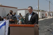 Военные: план министра обороны Каца - ложь и политический блеф