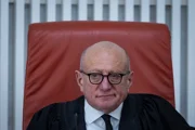 БАГАЦ отступил перед угрозой «закрытия 125 святых мест»